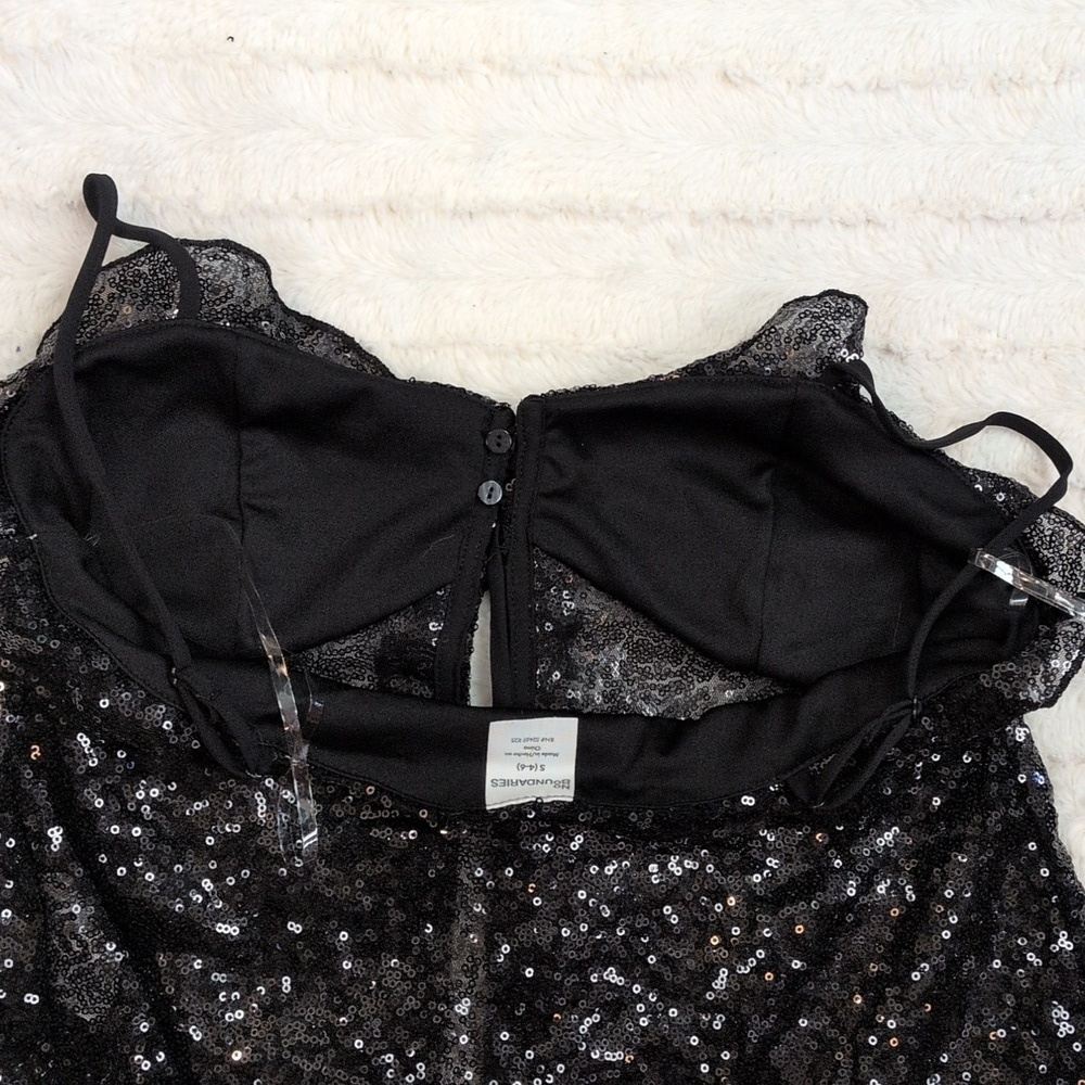 Sequin Ruffle Tie-Front Cami - Picture 14 of 16